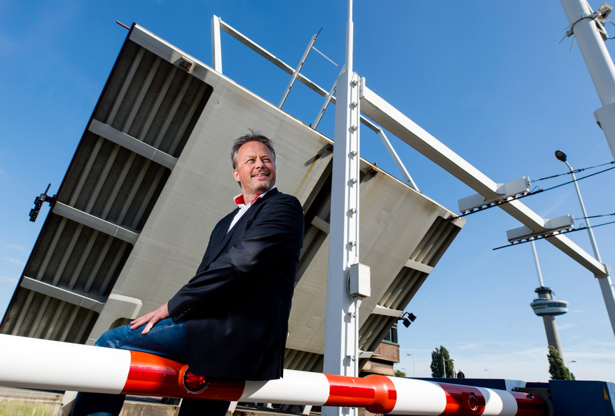 Tom van de Ven bij de 1e Coolhavenburg in Rotterdam. AG Connect (voorheen De Automatisering Gids). FOTO DE BEELDREDAKTIE / MARCO DE SWART